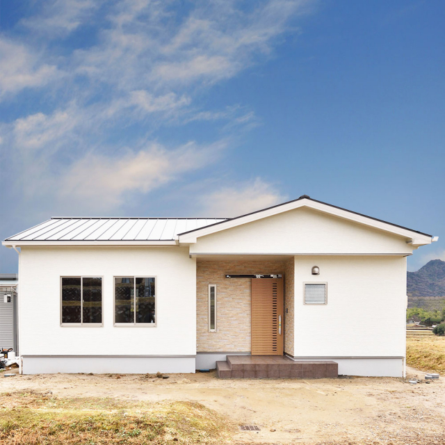 三原市　分譲住宅　暖かい雰囲気の平屋