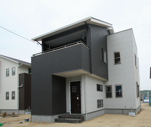 三原市注文住宅　シックな雰囲気が素敵な家