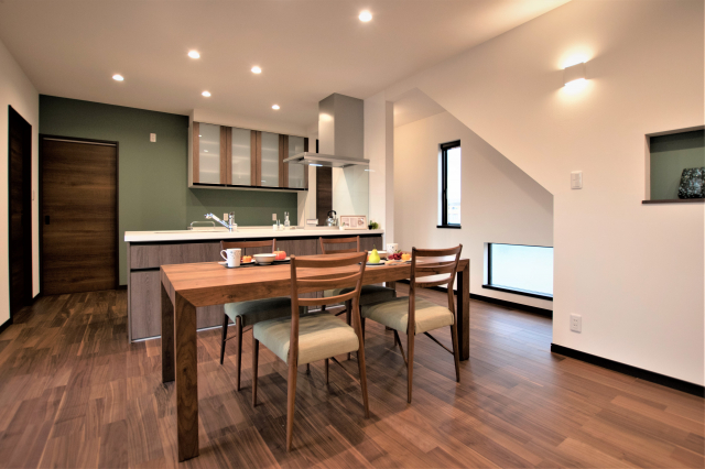 東広島　注文住宅　平屋風の大人モダンなお家